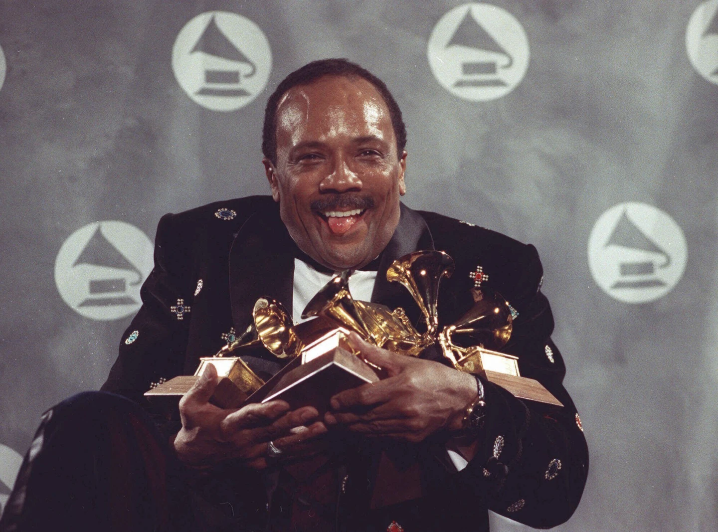 Music Legend Quincy Jones Dies at 91, Shaped Decades of Popular Culture