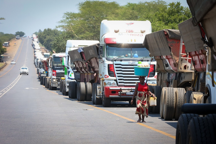 South Africa Seals Border as Mozambique Election Crisis Deepens