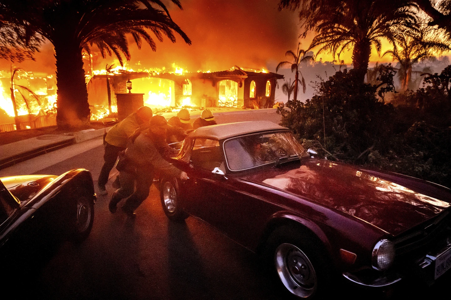 Massive Wildfire Rages Through Southern California Communities, Forcing Thousands to Flee