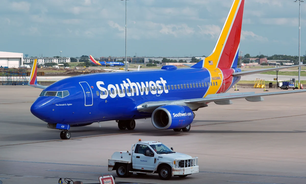 Bullet Strikes Southwest Plane During Dallas Airport Departure Prep