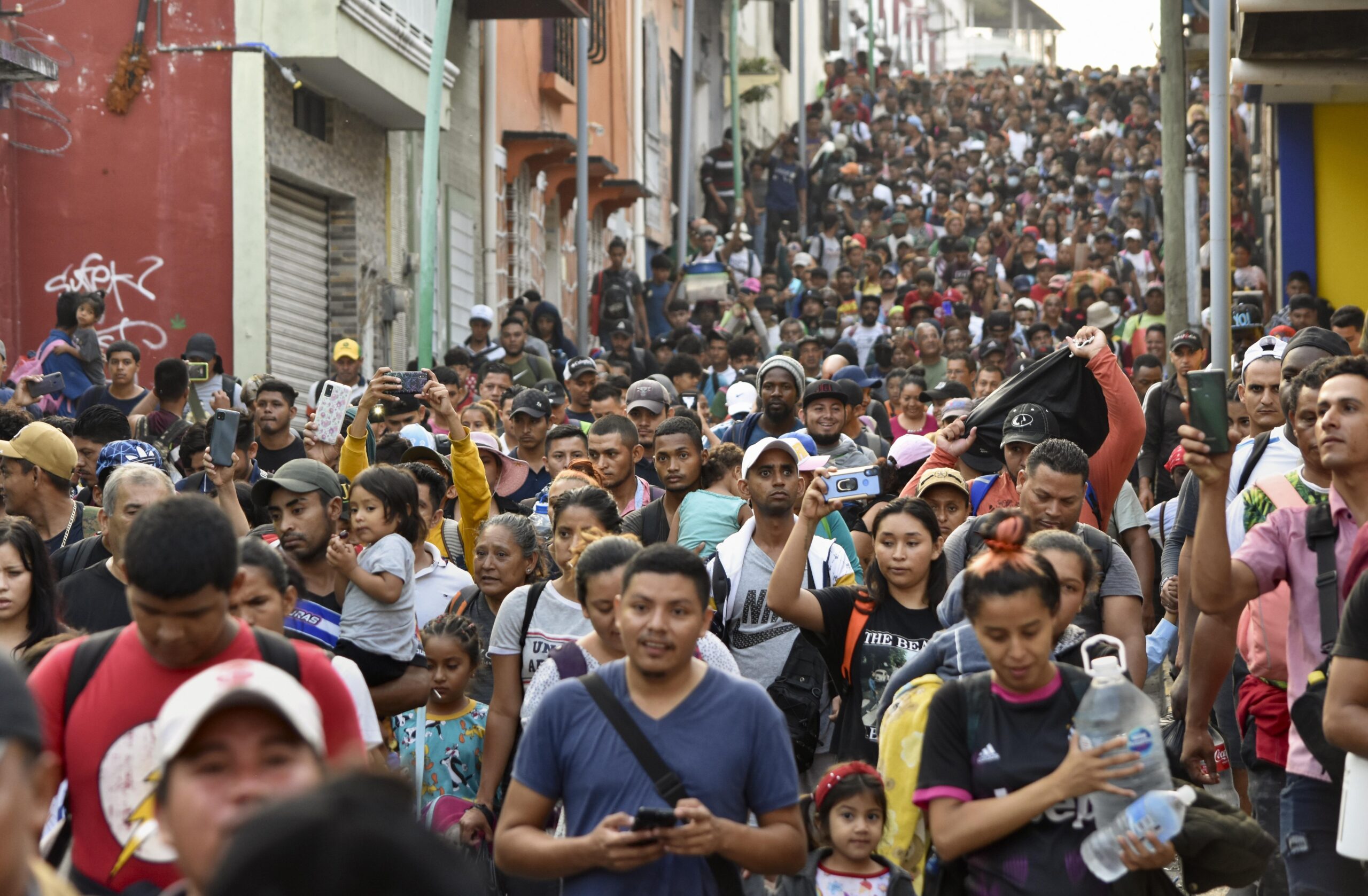 Migrant Caravan of 3, 000 Launches North as Americans Cast Ballots