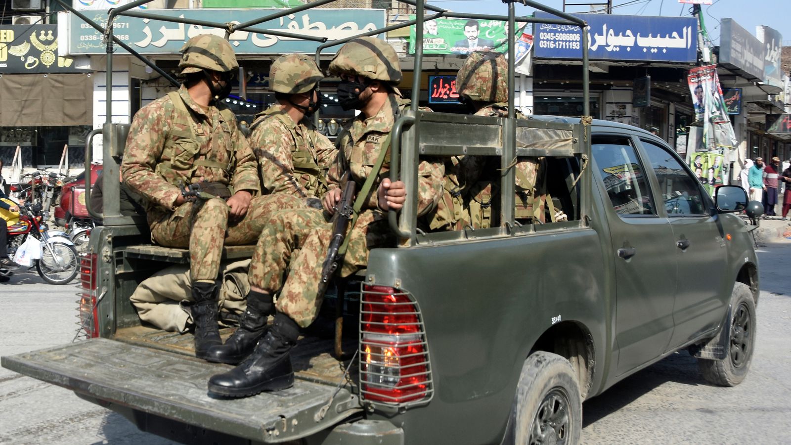 Militant Attack on Pakistan Military Post Kills 12 Soldiers, Army Says