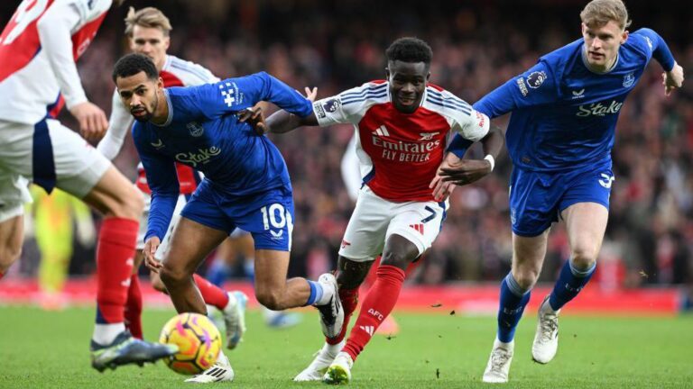 Arsenal’s Title Hopes Dented in Goalless Draw with Resilient Everton