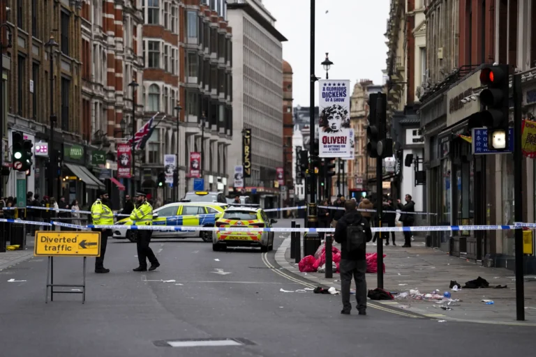 London Driver Arrested for Attempted Murder After Christmas Crash 