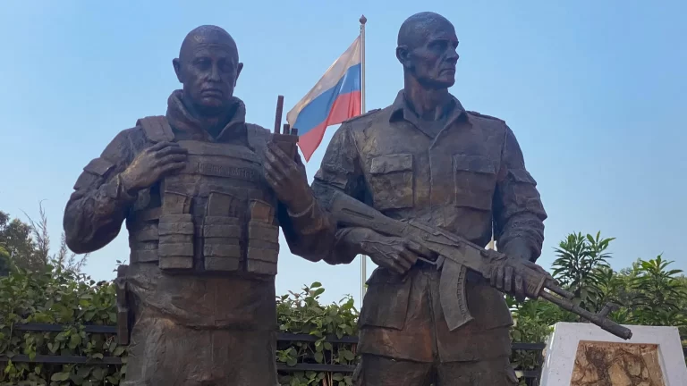 Russian Mercenary Leader Prigozhin Honored with Statue in Central Africa