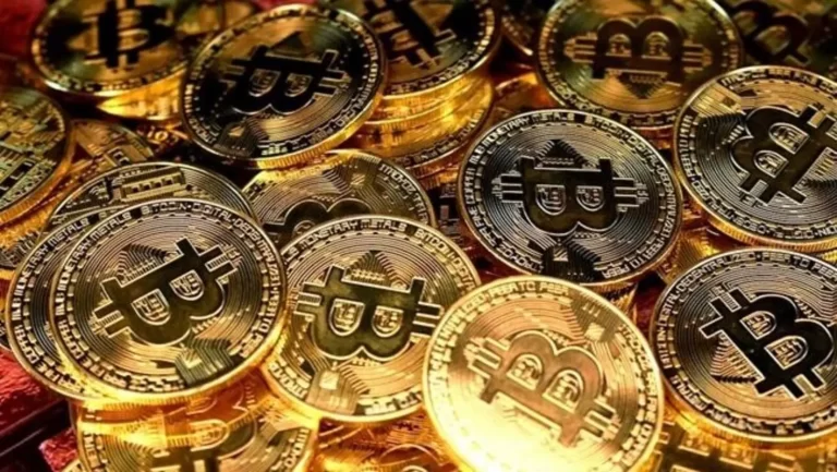 Bitcoin Falls Below $100,000 After Reaching Historic Milestone 