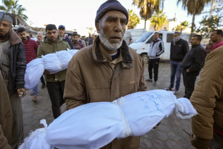 At Least 30 Killed in Gaza by Israeli Strikes as Ceasefire Talks Near Resumption