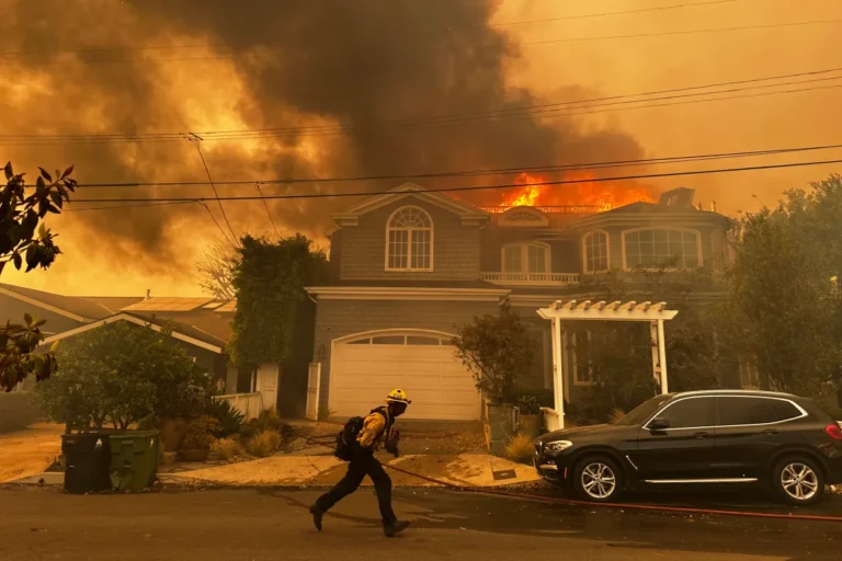 Thousands Flee Pacific Palisades Wildfire as J Lo’s Premiere is Canceled, Biden Alters Plans