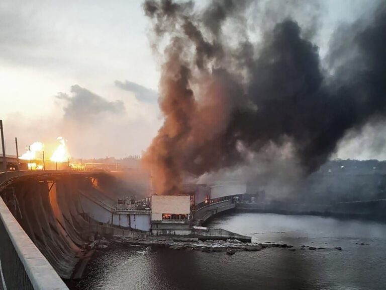 Russia Intensifies Missile Strikes on Ukraine, Targets Energy Infrastructure