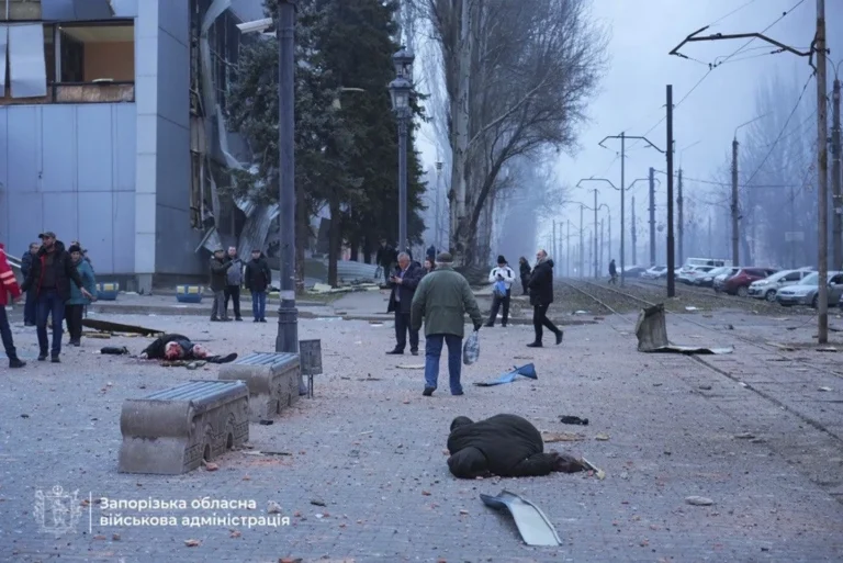 Russian Missile Strike in Ukraine: 13 Civilians Dead in Zaporizhzhia Attack