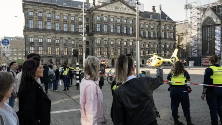 5 Injured in Amsterdam Stabbing; Suspect in Custody