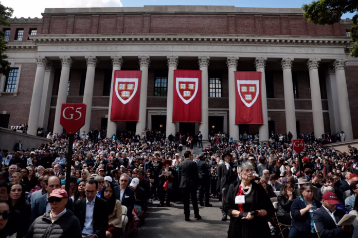 Harvard Expands Free Tuition to Families Earning Under $200,000