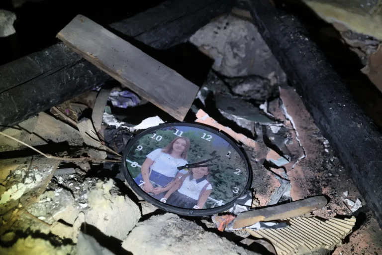 Russian Drone Strike Kills Family in Zaporizhzhia Amid Ceasefire Negotiations