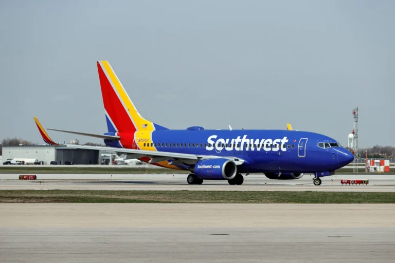 Southwest Airlines Flight Nearly Takes Off from Taxiway at Orlando Airport 