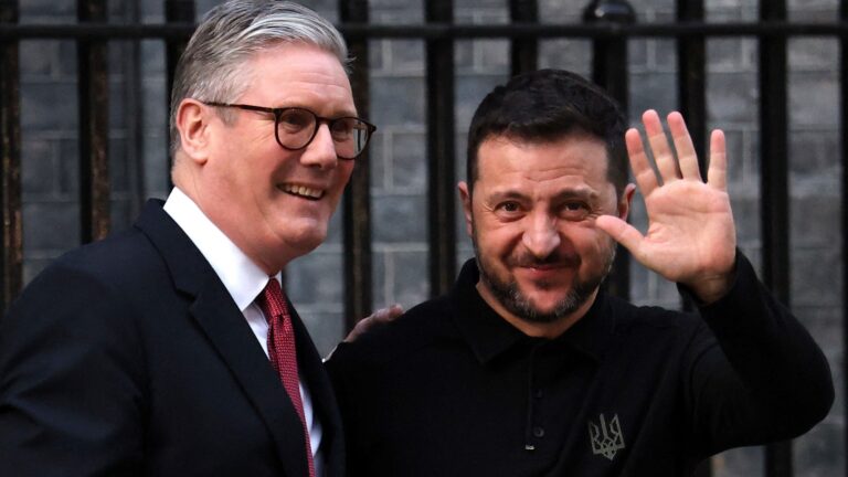 Starmer Reaffirms UK’s Full Support for Zelenskyy in Downing Street Meeting