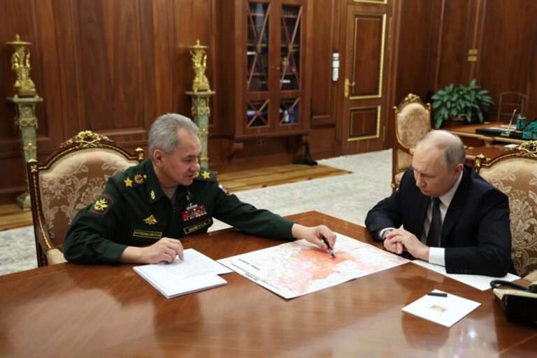 Putin Announces Unilateral Easter Ceasefire in Ukraine Amid Continued Clashes and Prisoner Exchange