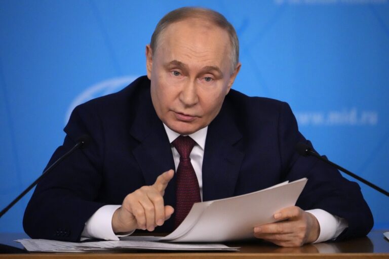 Putin Expresses Willingness for Direct Peace Talks with Ukraine as Pressure Mounts