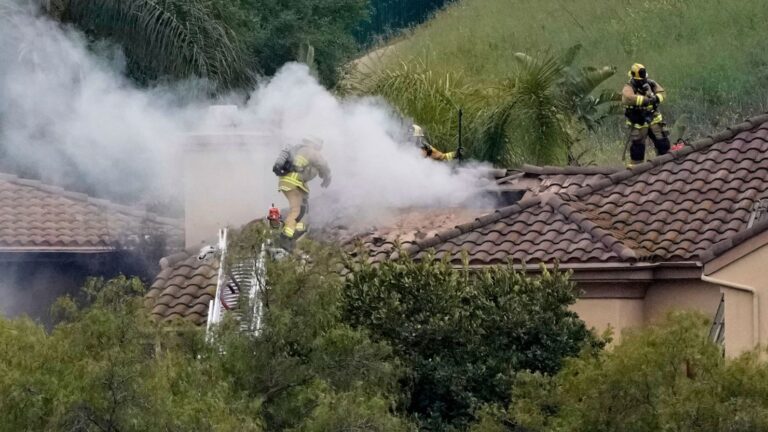 2 Killed After Small Plane Crashes Into Homes in Simi Valley, California