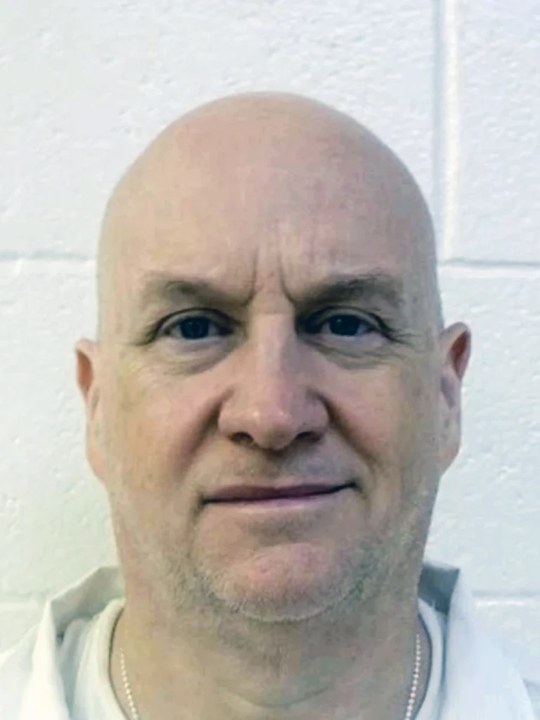  Former Arkansas Police Chief Serving Murder, Rape Sentences Escapes Prison Dressed as Law Enforcement