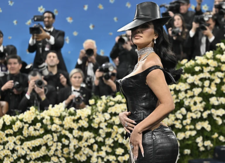 Kim Kardashian’s Friend Testifies Star Pleaded for Her Life During Violent $6M Paris Heist