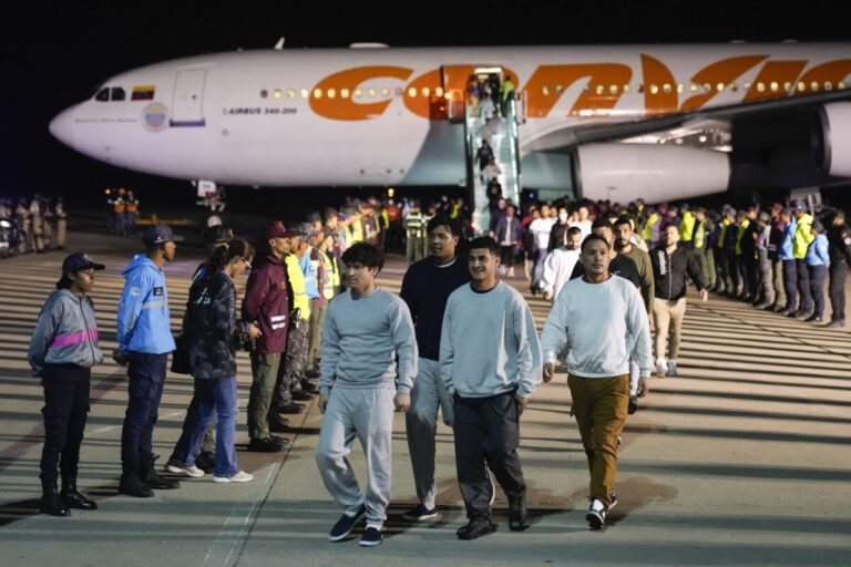 Trump Administration Offers $1,000 Incentive for Undocumented Immigrants to Voluntarily Self-Deport