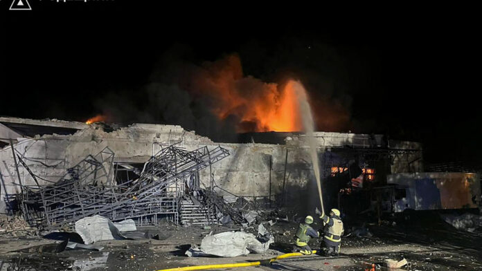 Russian Air Attacks Kill Two in Ukraine