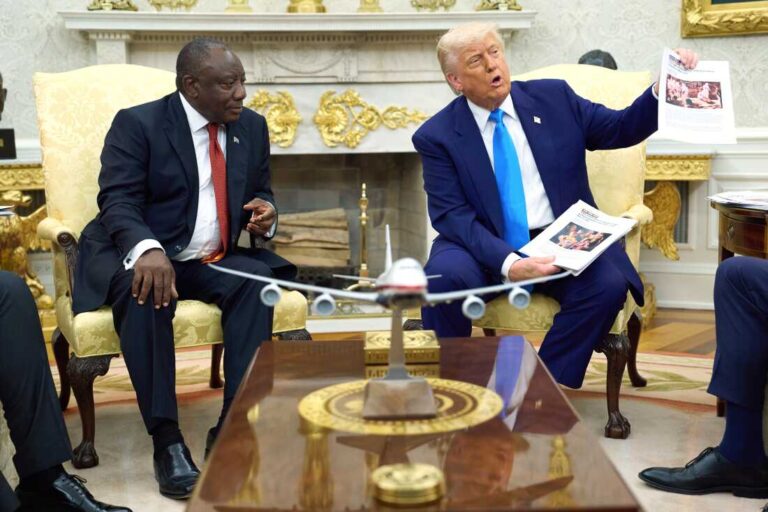 Trump Presses South Africa’s Ramaphosa on False White Genocide Claims in Tense Oval Office Meeting