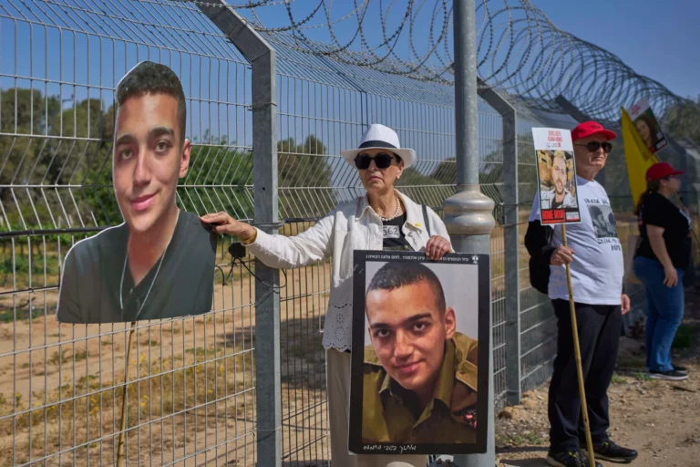 Trump Envoy Confirms Hamas Will Release Last Living American Hostage in Gaza as Ceasefire Talks Resume