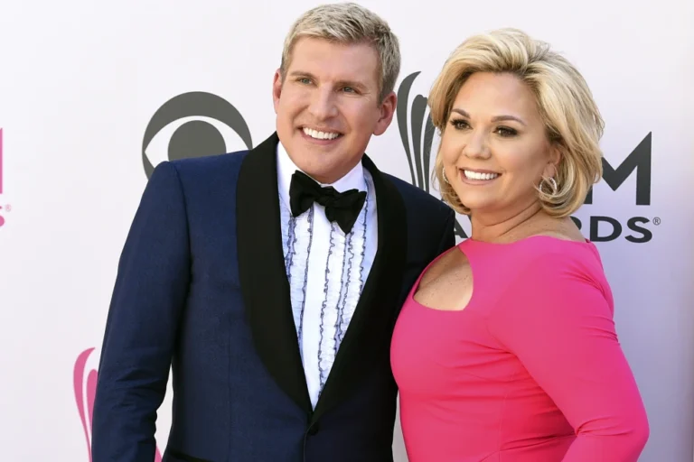 Trump Pardons Reality Stars Todd and Julie Chrisley, Ending Prison Terms for Fraud and Tax Evasion