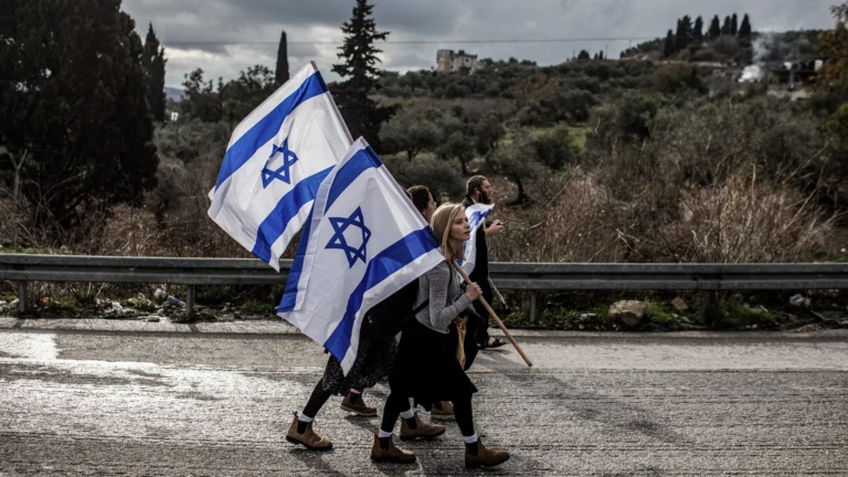 U.K. Halts Free Trade Talks With Israel, Imposes Sanctions on West Bank Settlers Amid Gaza Offensive