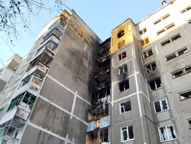  Ukrainian Drone Strikes Damage Russian Hospital, Homes in Kursk; Fierce Fighting Rages Near Sumy Border