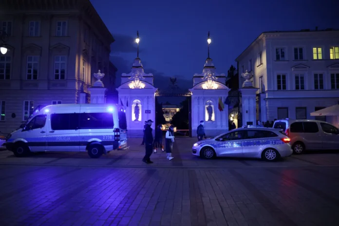 polish-police-operate-near-main-992853118