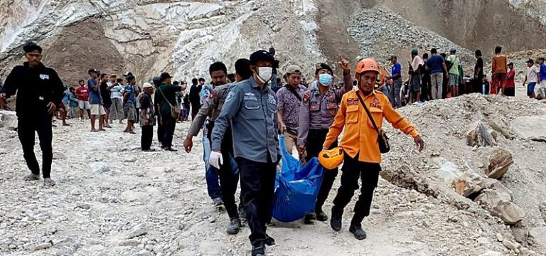  Indonesia Quarry Collapse Kills 19, Triggers Search for Missing as Officials Probe Safety Failures