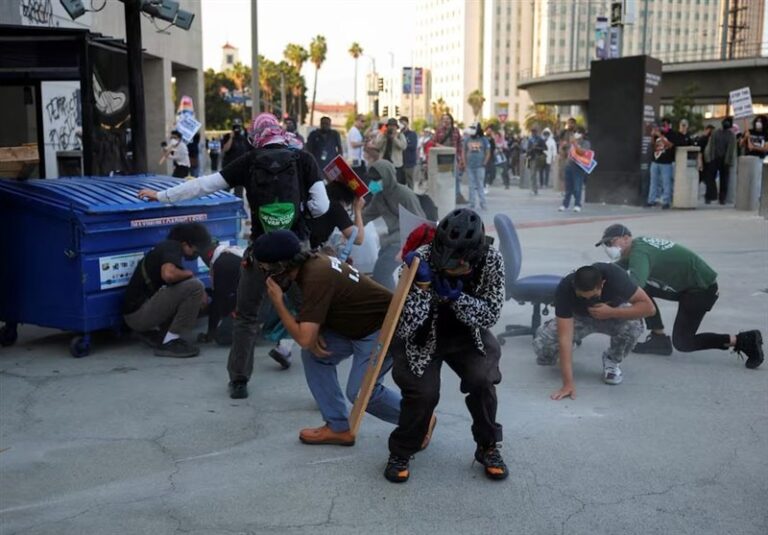 Riot Police Clash With Protesters Following Immigration Raids in Los Angeles