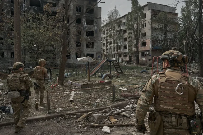 Russia Masses 110,000 Troops Near Pokrovsk in Bid to Capture Strategic Ukrainian City, Kyiv Warns
