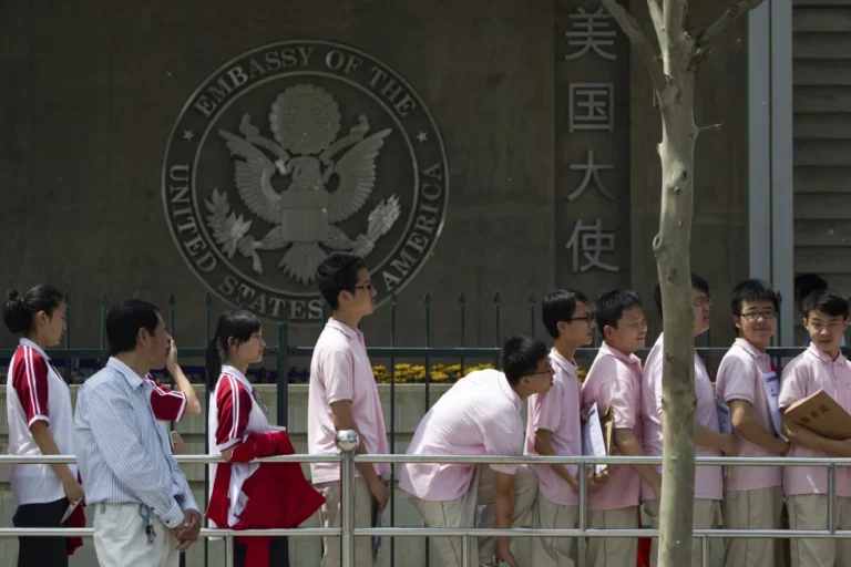U.S. Resumes Student Visas With New Requirement: Open Social Media for Government Review-AP