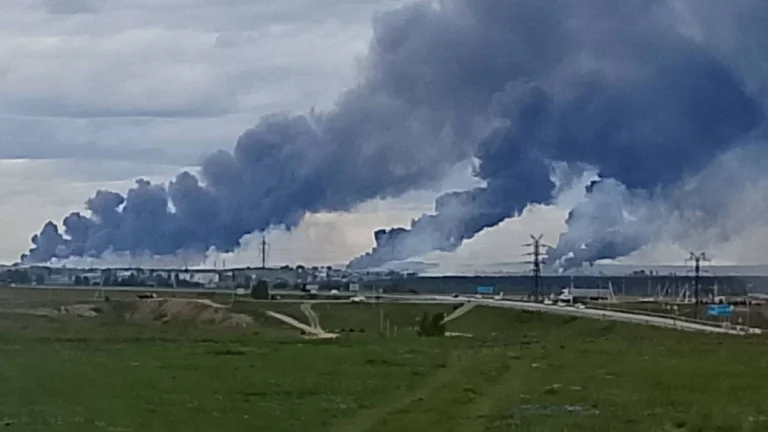 Ukraine Destroys 40 Russian Warplanes in Covert Drone Strike Ahead of Istanbul Peace Talks