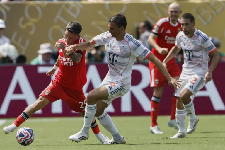 Benfica Stuns Bayern Munich 1-0 to Lead Group C in Club World Cup