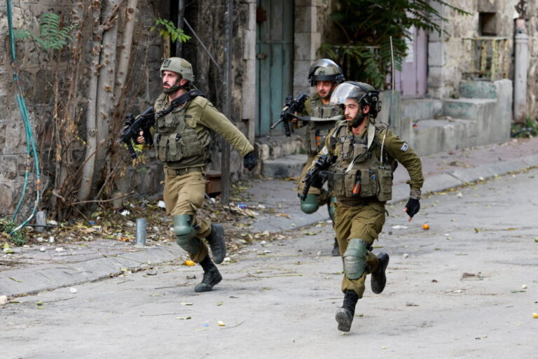 5 Israeli Soldiers Killed in Gaza Attack as 18 Palestinians Die in Israeli Strikes