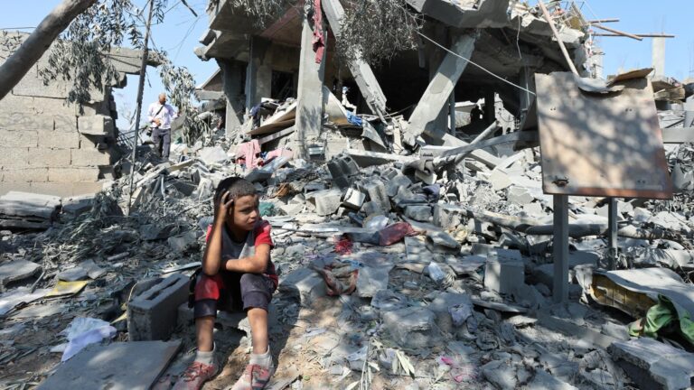 Gaza Ceasefire Negotiations Teeter on Brink of Collapse, Palestinian Officials Warn