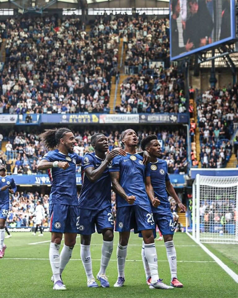 Chelsea beats Fulham 2-0 to secure first home win of the season