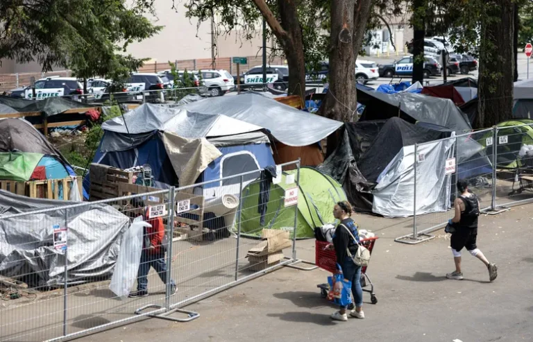 Trump Says Homeless Should Leave D.C. “IMMEDIATELY” — After Floating Federal Takeover of Capital