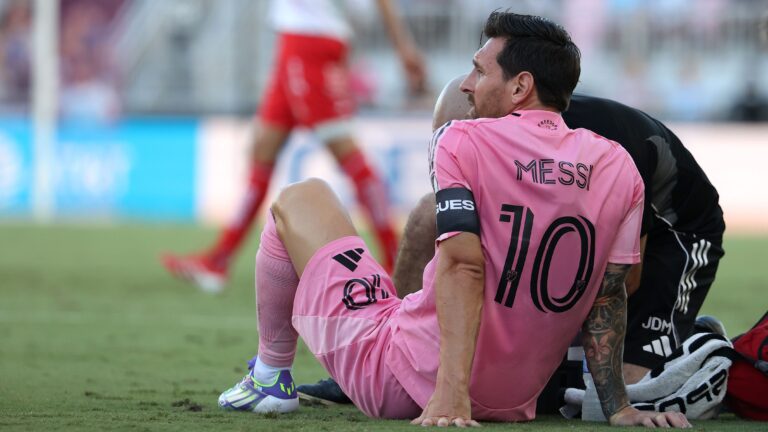 Lionel Messi Leaves Leagues Cup Match Early with Apparent Injury