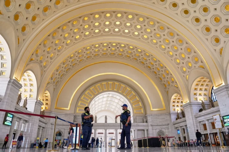 Trump takes more control of Washington by seizing management of Union Station from Amtrak.