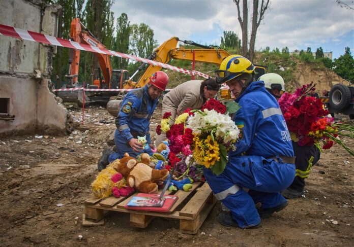 Ukrainian Drone Strikes Kill Three in Western Russia Amid Ongoing Conflict