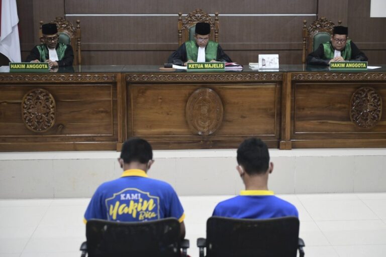 Indonesia Court sentences two men to 80 lashes of Public flogging over gay acts