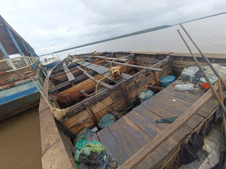Marine Police in Akwa Ibom State, Nigeria, Arrest 2 Over Illegal Oil Bunkering