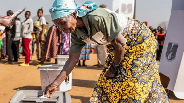 Malawi Police arrest 8 over alleged electoral fraud amid presidential vote tensions
