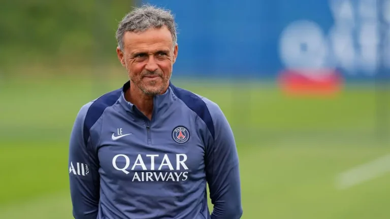 Paris Saint-Germain manager Luis Enrique to undergo surgery after cycling accident