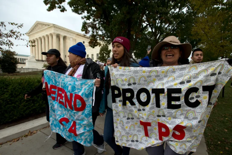 Appeals Court rules Trump administration can end migrant protections for more than 400,000 from Cuba, Haiti, Nicaragua and Venezuela